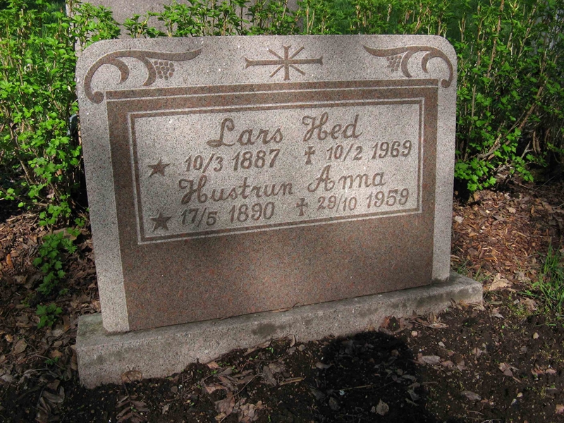 Grave number: A L  575