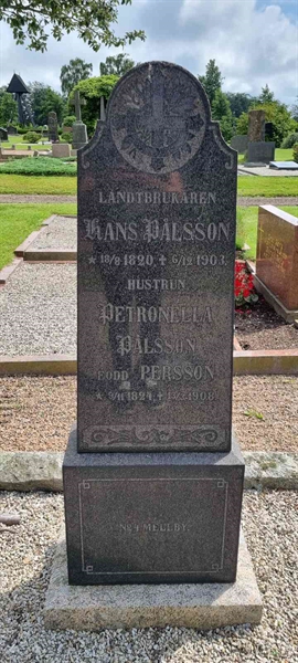 Grave number: LM 2 12  009, 010