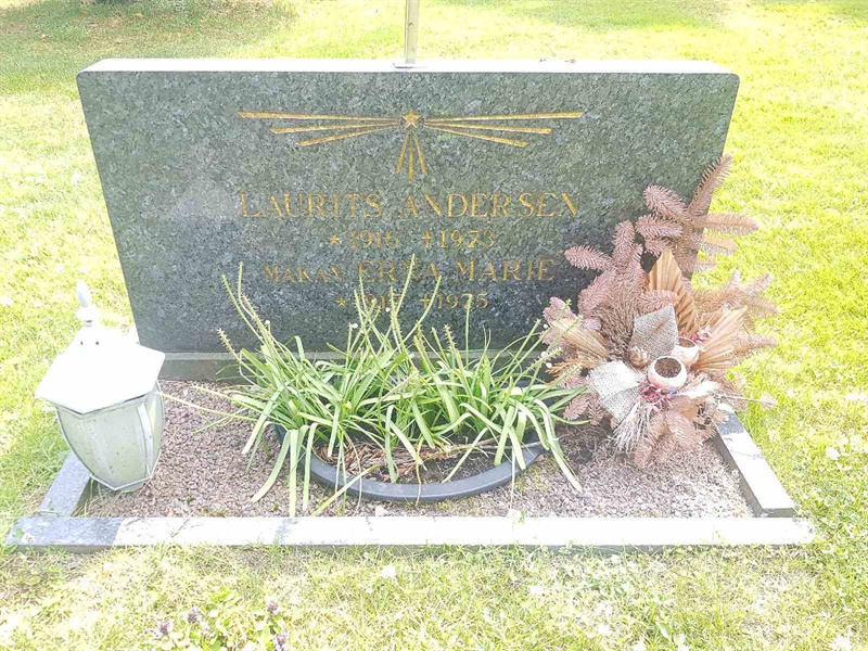 Grave number: 01  1920