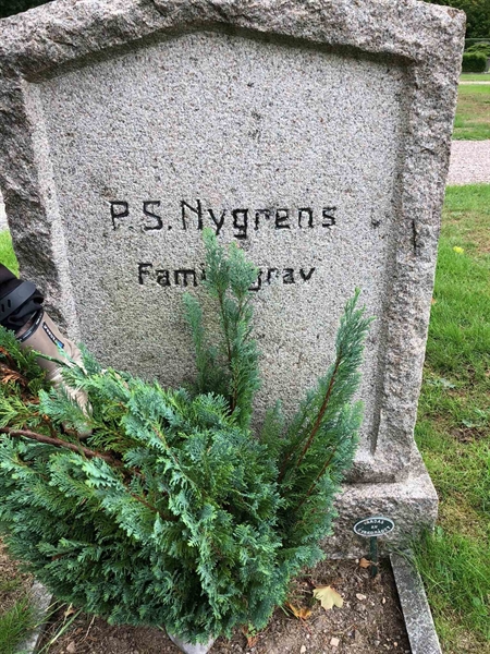 Grave number: RK F    31, 32