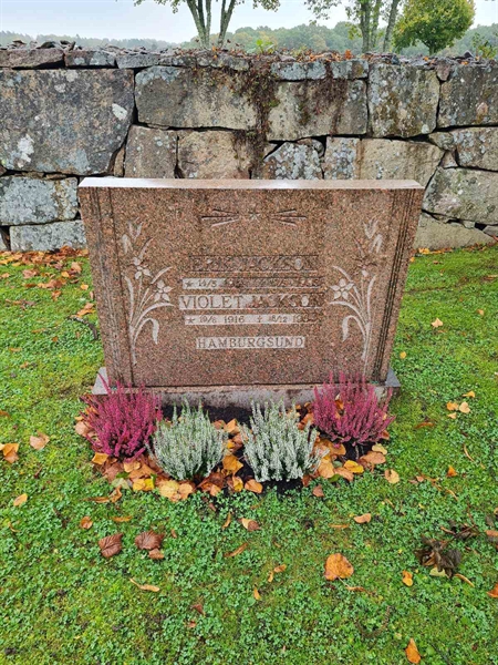 Grave number: K1 14    15, 16