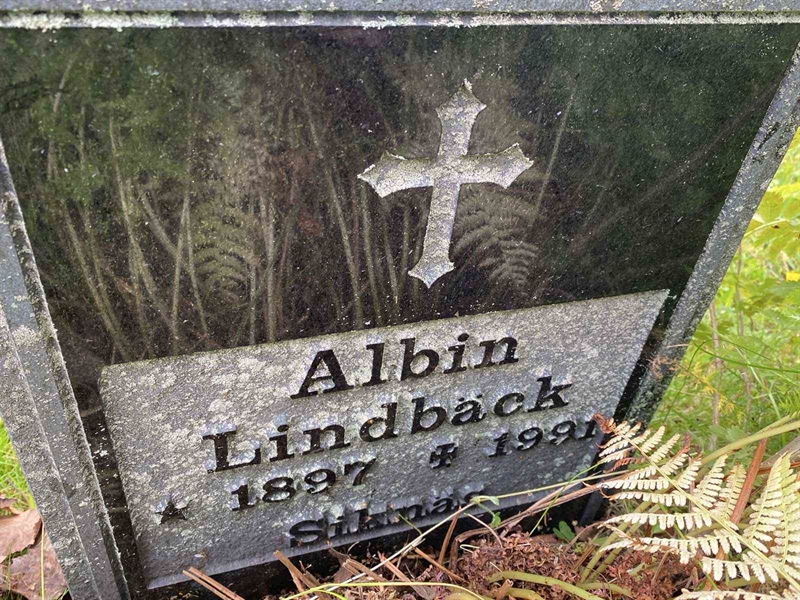 Grave number: 4 G 02     1
