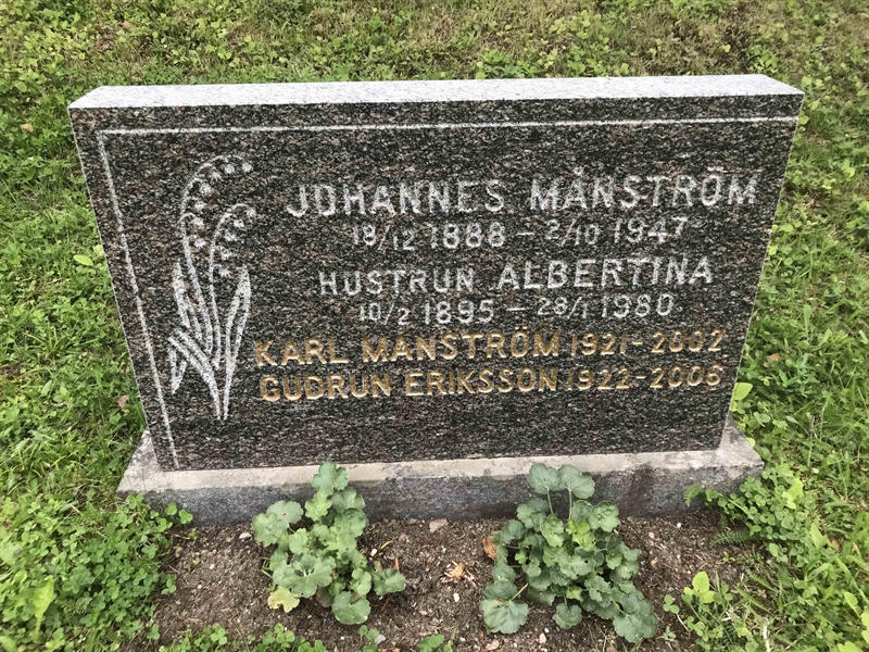 Grave number: UN A    22, 23, 24