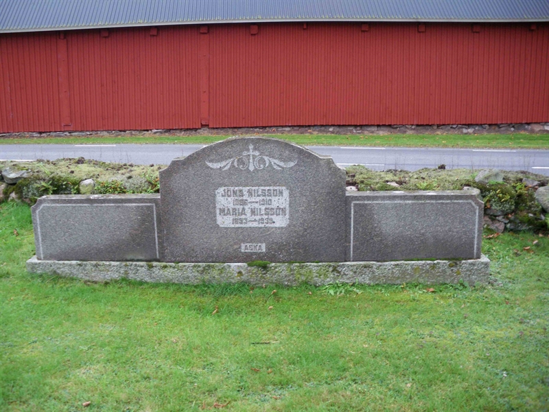 Grave number: NSK 03     7