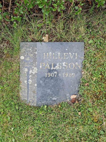Grave number: 501 09 1401-1403