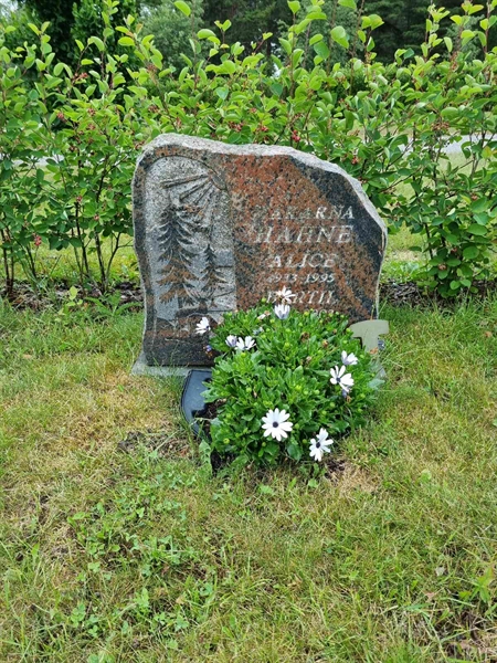 Grave number: 2 08   75
