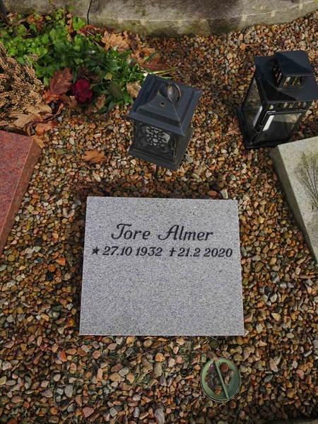 Grave number: HNB IV    91