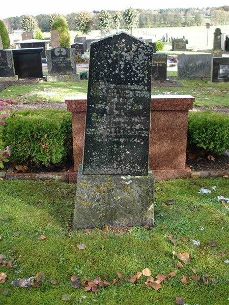 Grave number: FG L     4, 5, 6