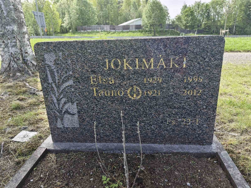 Hautatunnus: 2 BJÖRK 18