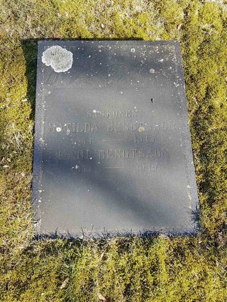Grave number: RK S 1    20, 21