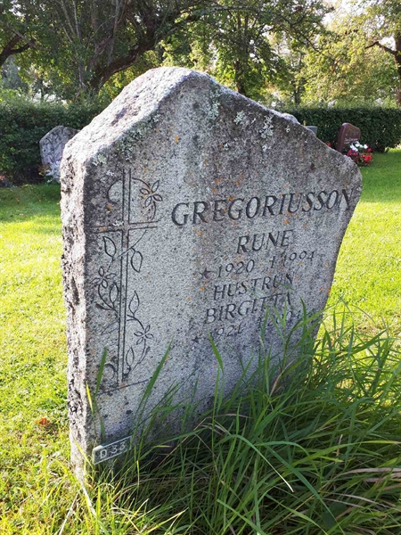 Gravnummer: NK F D    33