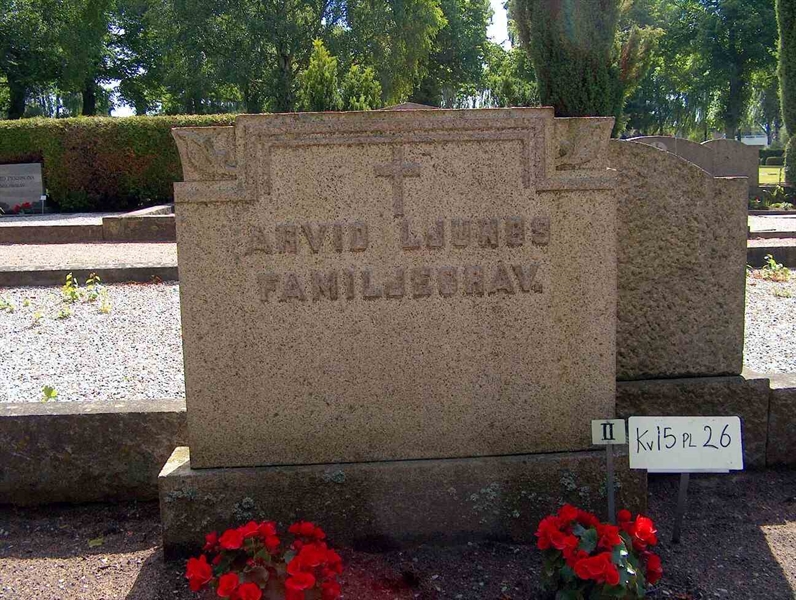 Grave number: HÖB 15    26
