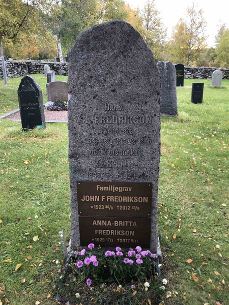 Grave number: ÅR A   177, 178