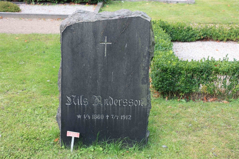 Grave number: Ö 13i   171, 172, 173