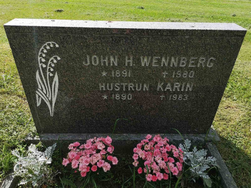 Hautatunnus: PK   221