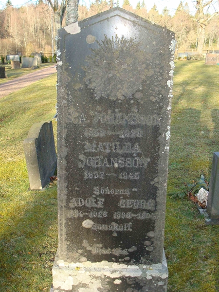 Grave number: KU 05   182, 183