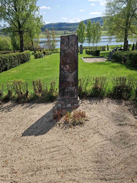 Grave number: 501 20 4202-4205