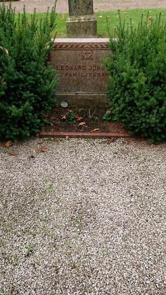 Grave number: AK 01    76B