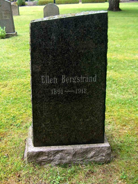 Grave number: HÖB GA12    10