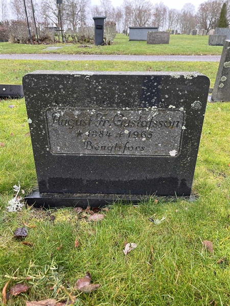 Grave number: Ärt 44 14    39+40