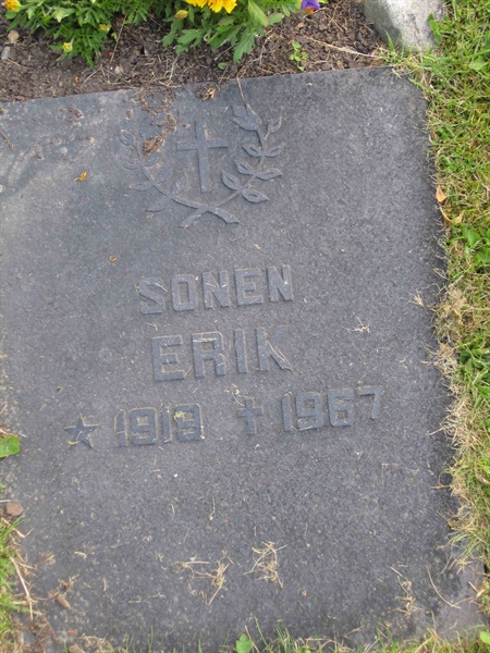 Grave number: S GK 08    65, 66B