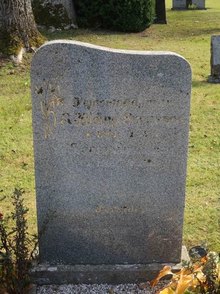 Grave number: HK H    56, 57