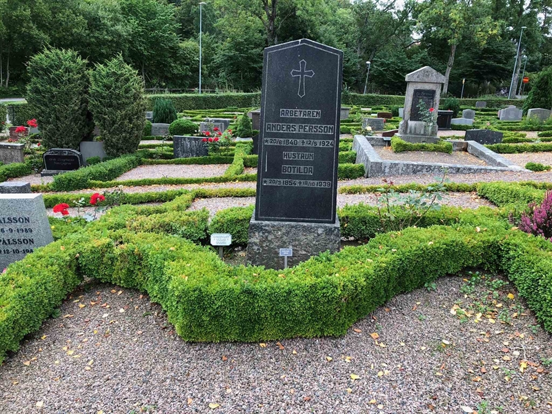 Grave number: Kå 21    48, 49