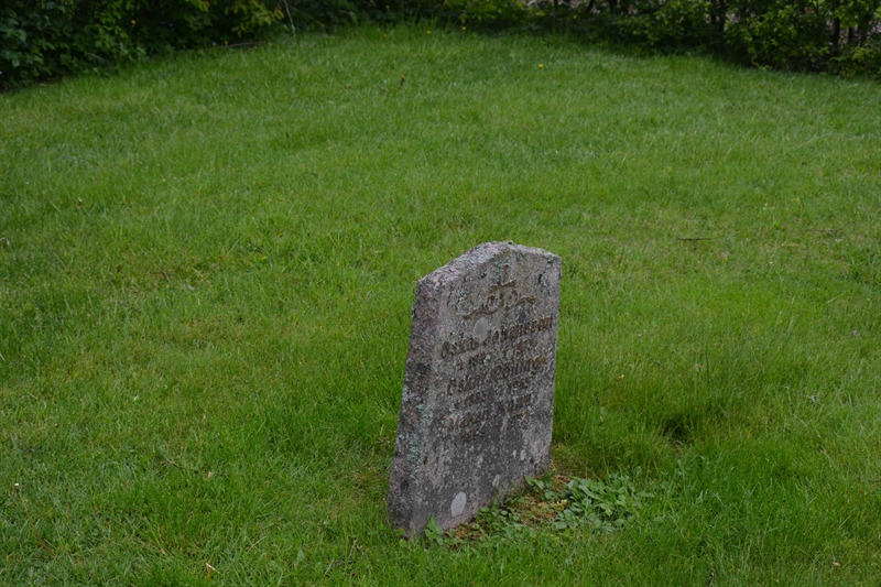 Grave number: SRN 4   302, 303