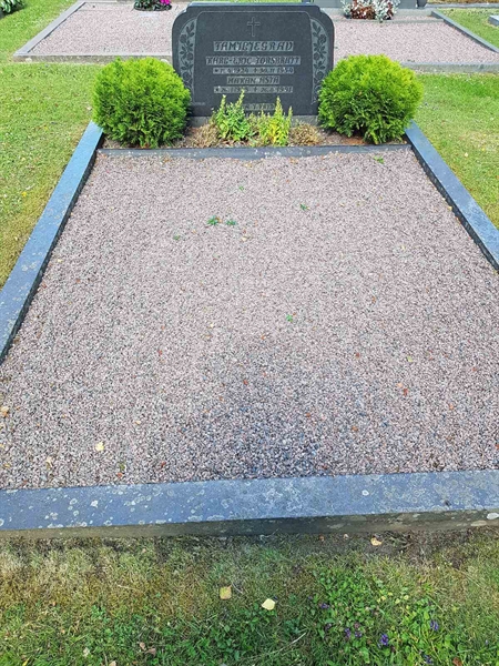 Grave number: 01   361