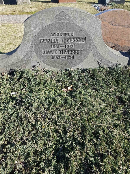 Grave number: RK Ä 1    11, 12