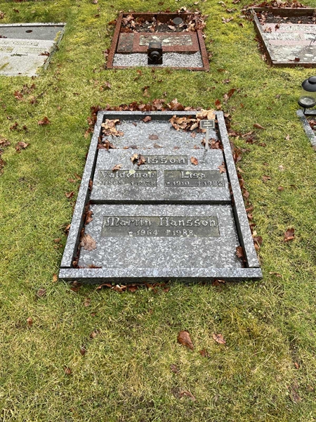 Grave number: 1 08    63