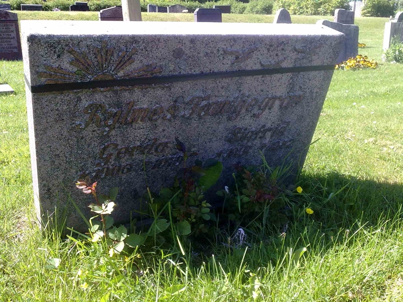 Grave number: KA 09   150-151