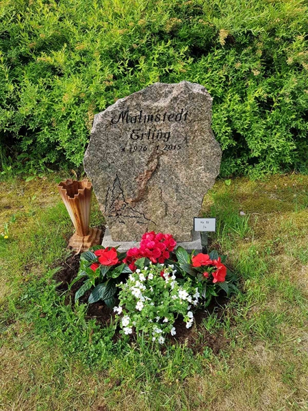 Grave number: kö 02 19    24