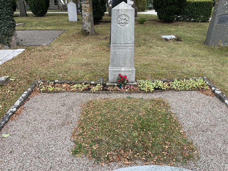 Grave number: Ö 16    38.A-C