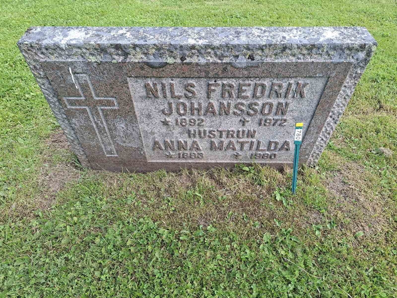 Grave number: 001 2   780