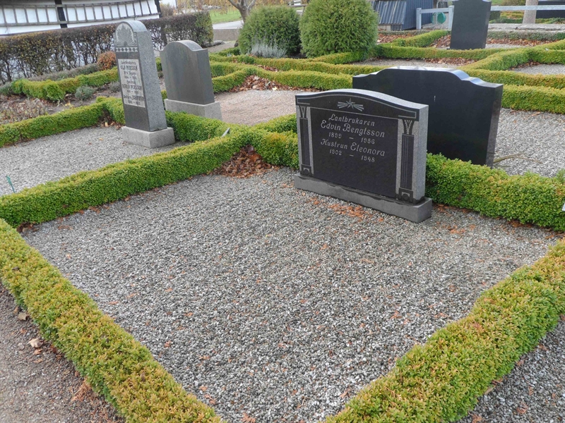 Grave number: ÖT GVK6  20:1, 20:2, 20:3