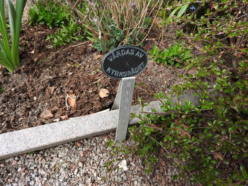 Gravnummer: BK B   180-181