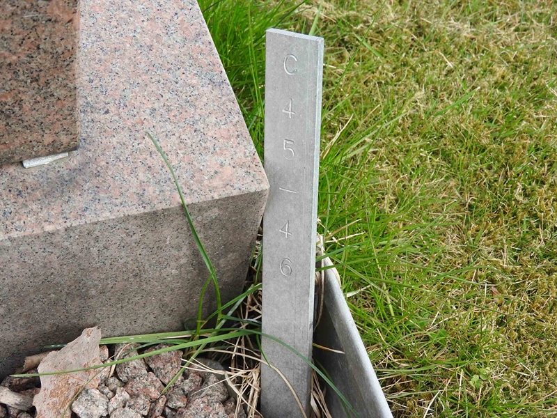 Hautatunnus: BK C    45-46
