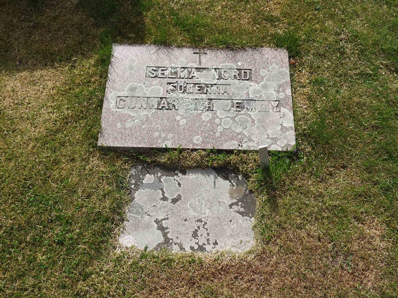 Gravnummer: BK D    53-54