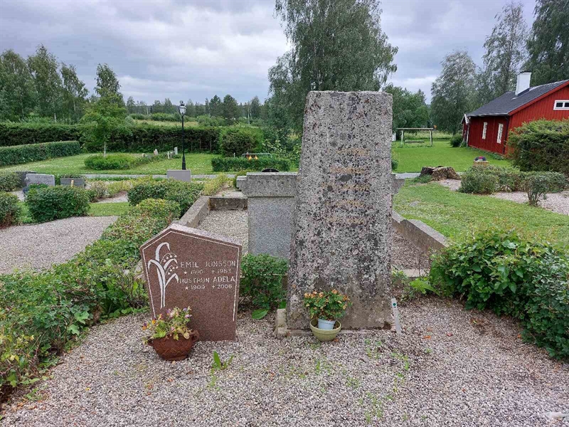 Grave number: FÖ 2    25