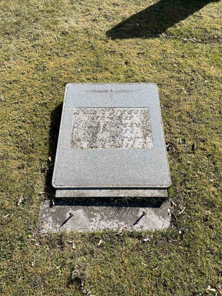 Grave number: Ä G D    56