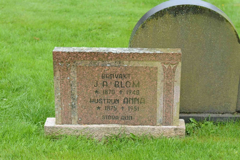 Grave number: 5 3    53-54