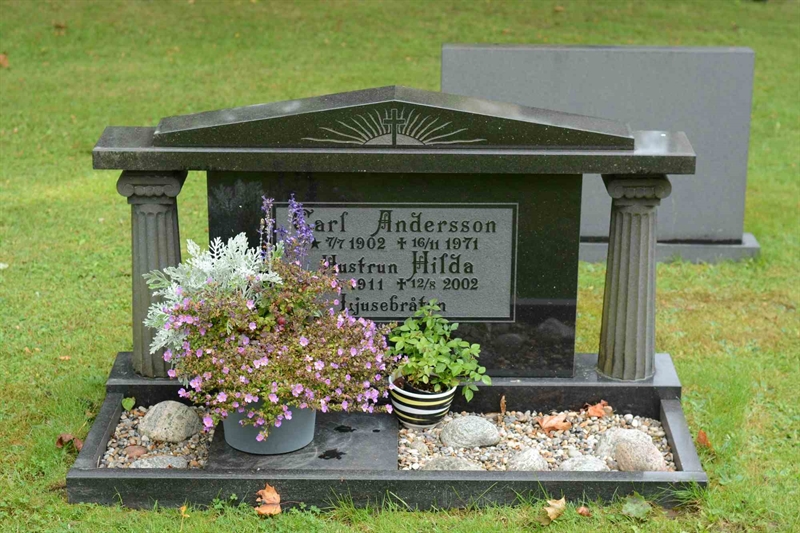 Grave number: 5 1    64-65