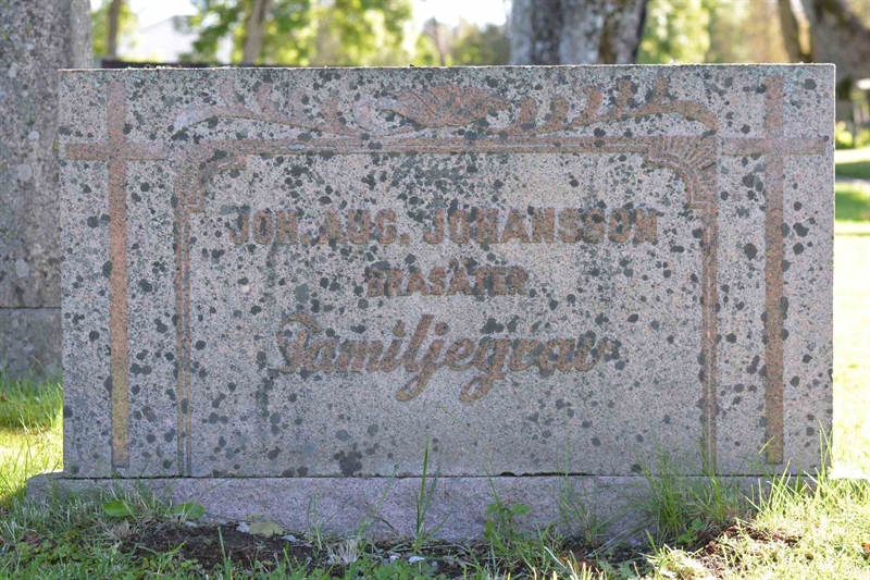 Grave number: 1 1    79