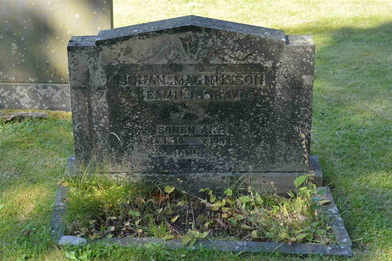Grave number: 1 4    95-97 B