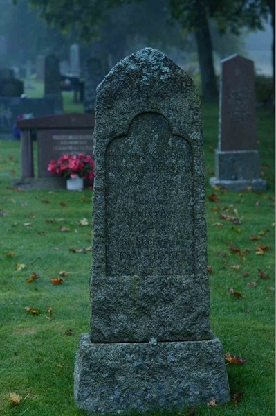 Grave number: 5 3   330-331