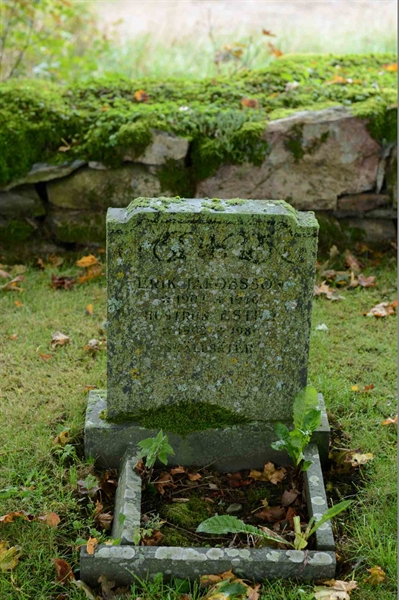 Grave number: 5 2   283-285