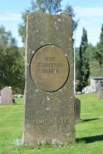 Grave number: 1 1   195