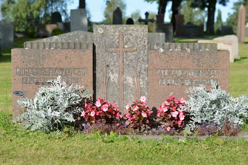 Grave number: 1 3    74-76
