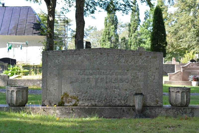 Grave number: 1 5    58